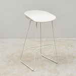 671819 Bar stool